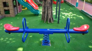 montaje muelles parque infantil